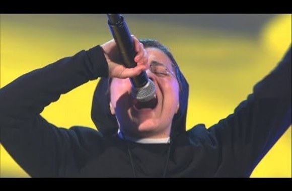 VIDEO kadras: Muzikiniame projekte „Italijos balsas“ – vienuolės triumfas