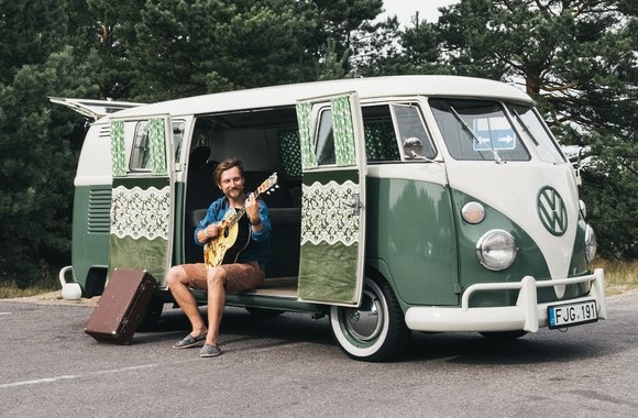 BALTASIS KIRAS – Mano draugai