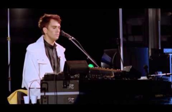 VIDEO kadras: Peteris Gabrielis – „Family Snapshot“