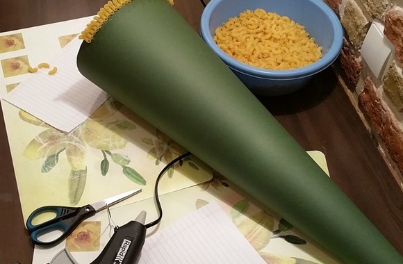 Eglutės gaminimo procesas