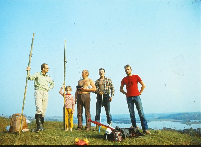 Prof.K.Vitkus (kairėje) su draugais. Antras iš dešinės – chirurgas R.Vaičiūnas, dešiniajame kampe – dailininkas A.Žilys