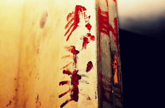 Bunkeriai tampa šiurpių pramogų vietomis