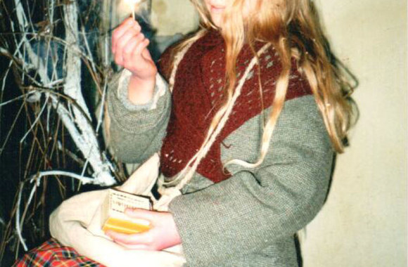 Gabrielė Malinauskaitė filmo „Mergaitė su degtukais“ filmavimo aikštelėje