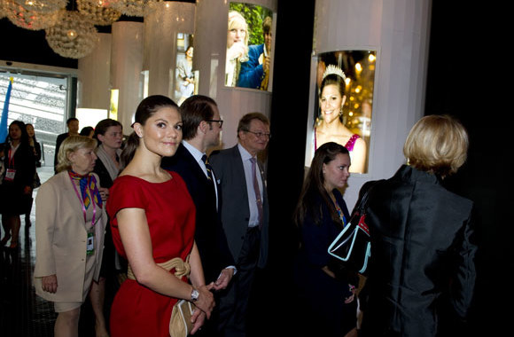Švedijos princesė Victoria ir princas Danielis Šanchajaus EXPO parodoje.