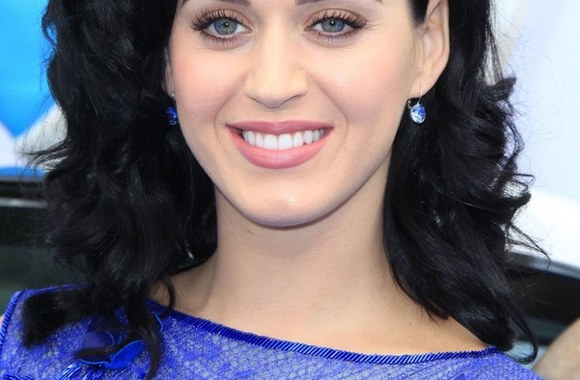 Katy Perry švenčia 29-ąjį gimtadienį