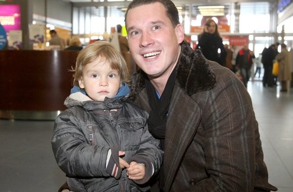 Garsūs televizijos veidai ragino žmones negailėti ir aukoti maisto produktus jų stokojantiems