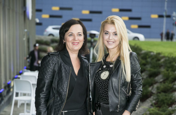 Justina Stabrauskaitė su mama Inga