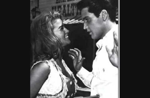 VIDEO kadras: Elvio Presley ir Ann Margaret duetas „You\'re The Boss“