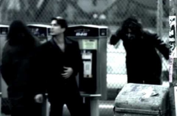 VIDEO kadras:  „Hollow Years“