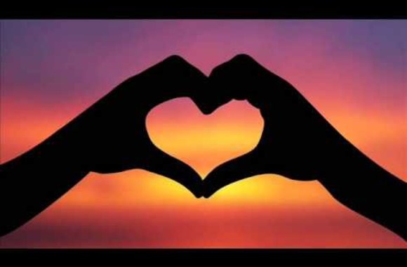 VIDEO kadras: Simona Milinytė, Česlovas Gabalis, Irena Starošaitė ir Žilvinas Žvagulis pristatė bendrą dainą „Gerumas“