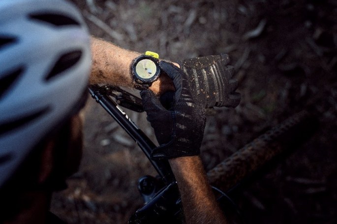 SUUNTO 7 – analogų neturintis išmanusis sportinis laikrodis