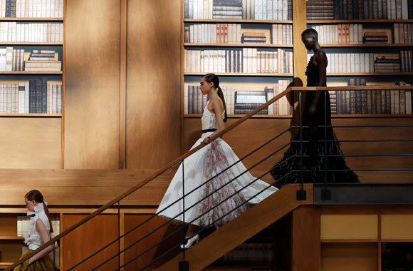 Naujausia „Chanel“ rudens/žiemos kolekcija (2019) / „Scanpix“ nuotr.