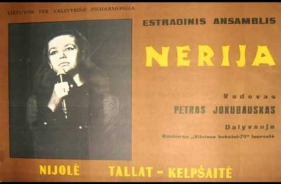 VIDEO kadras:  Nijolė Tallat-Kelpšaitė ir „Nerija“ – „Rieda margi vežimai“