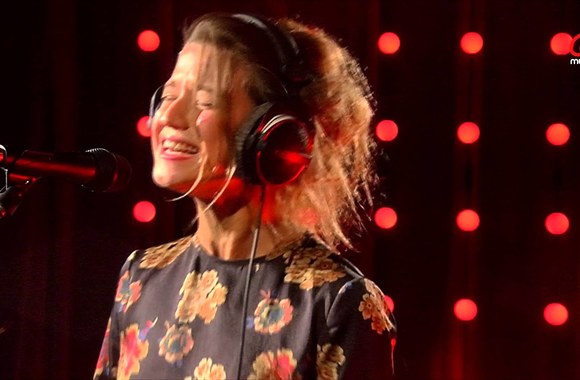 the-bsmnt-selah-sue-fear-nothing-live-bij-q