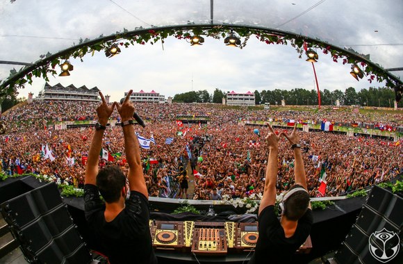 ww-live-at-tomorrowland-2015