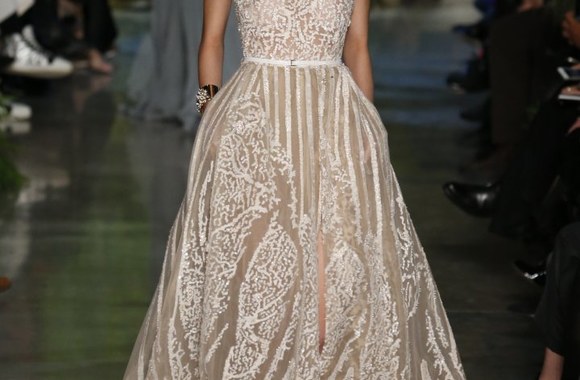 Mados namų „Elie Saab“ pavasario/vasaros kolekcija