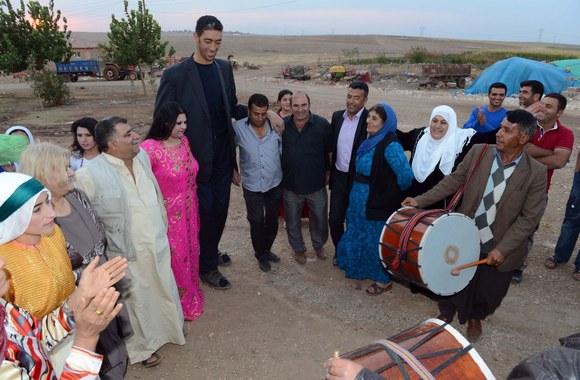 Sultanas Kosenas ir Merve Dibo vestuvių išvakarėse