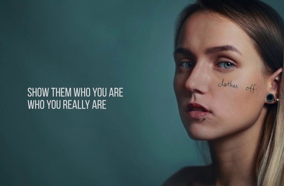 gjan-clothes-off-lyric-video