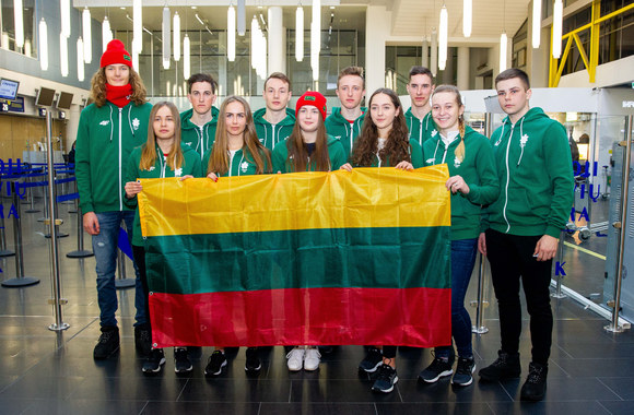 Lietuvos sportininkai išlydėti į Europos jaunimo olimpinį žiemos festivalį