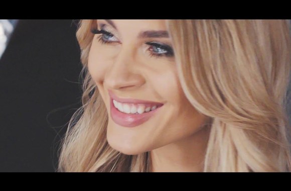 simona-starkute-pristato-sventinius-chic-ivaizdzius