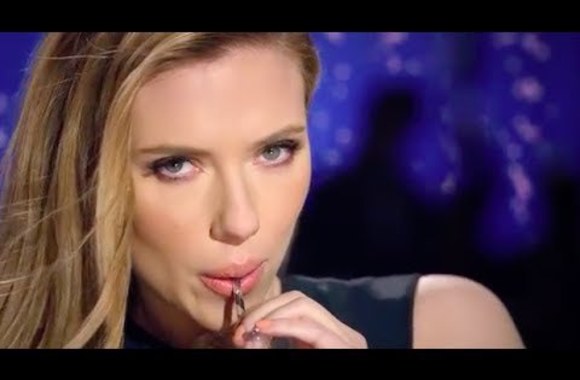 VIDEO kadras: „SodaStream“ reklama su Scarlett Johansson