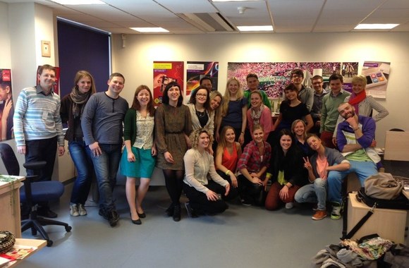 Šarūnas Kirdeikis su komanda „Omnitel” salone