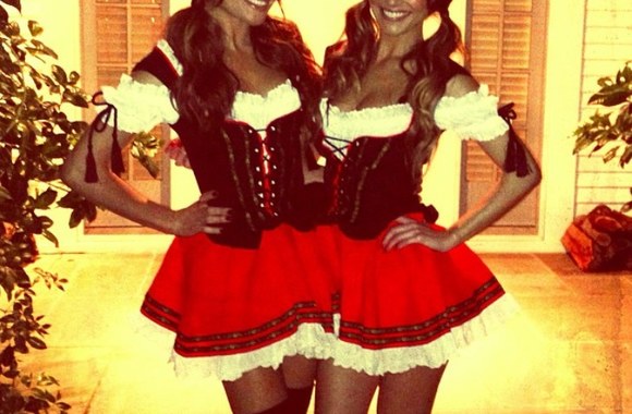 Lea Michele kartu su drauge Jennifer Switch