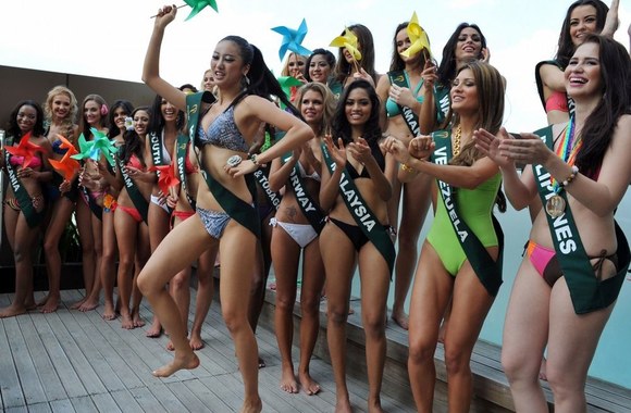 „Mis žemė 2012“ konkurso dalyvės