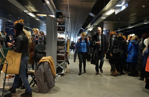 „Fashion bazaar“ Kaune