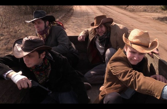 antikvariniai-kaspirovskio-dantys-sesi-kauketi-vyriskiai-unofficial-video-short-version