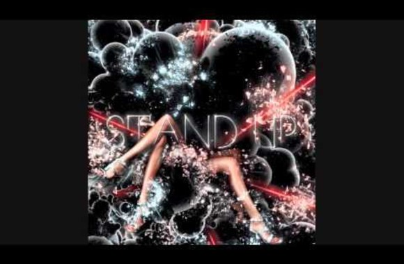 VIDEO kadras: Pitchben – Standup (Tiger & Woods Remix) 