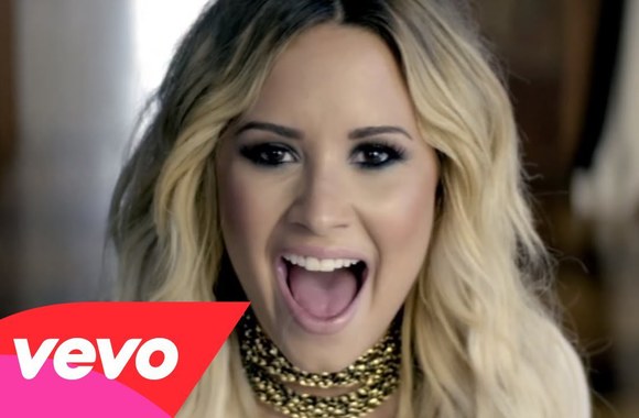 VIDEO kadras: Demi Lovato atlieka dainą „Let It Go“