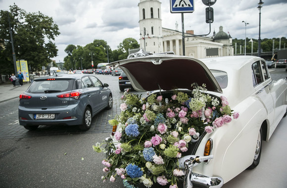Sostinės širdyje esančiame „Kempinski Hotel Cathedral Square“ duris atvėrė erdvi terasa