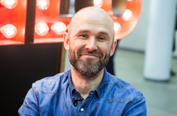 Robertas Petrauskas Vilniaus knygų mugėje/ Gretos Skaraitienės nuotr.