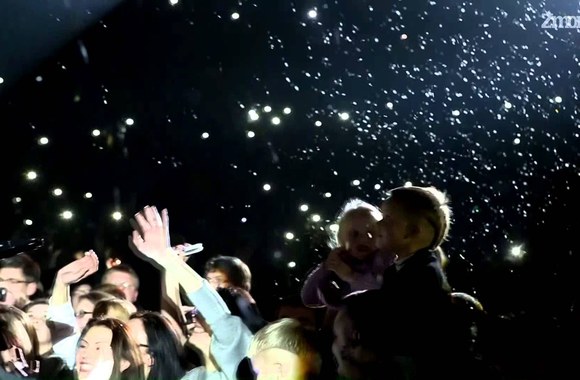 VIDEO kadras: Koncerto akimirkos: Marijonas Mikutavičius „Kalėdos“