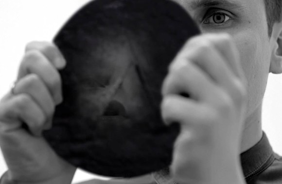 VIDEO kadras: „Instrumenti“ – „Don\'t Hold Onto Me“