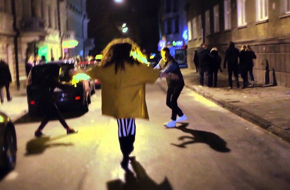 VIDEO kadras: Berta Timinskaitė - We can be Free(k) official video