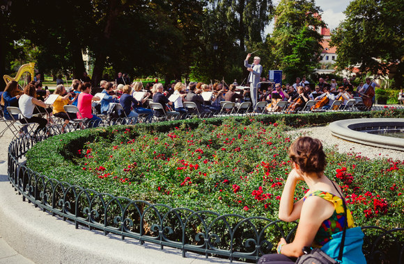 Lietuvos valstybinio simfoninio orkestro sezono pristatymas Bernardinų sode