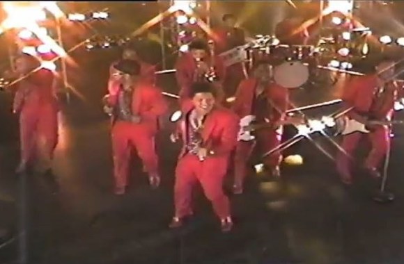 VIDEO kadras: Bruno Marsas - Treasure