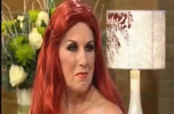 VIDEO kadras: Annete Edwards