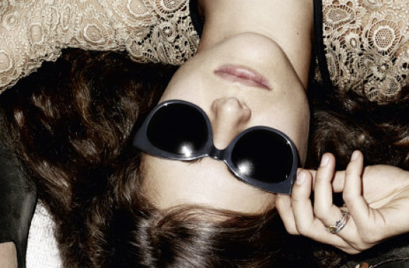 „Burberry“ 2016 m. pavasario-vasaros reklaminė kampanija