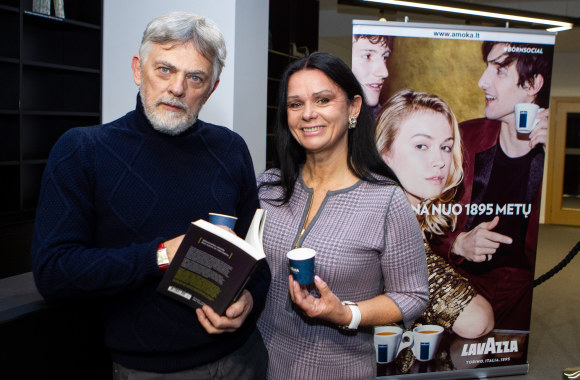 Jurgos ir Pauliaus Jurkevičių knygos „Romanas su Italija“pristatymas M. Mažvydo bibliotekoje