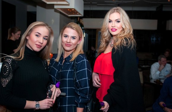 Milita Daikerytė (kairėje)