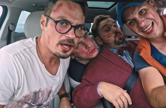 baltasis-kiras-ft-tarp-musu-berniuku-lupytes