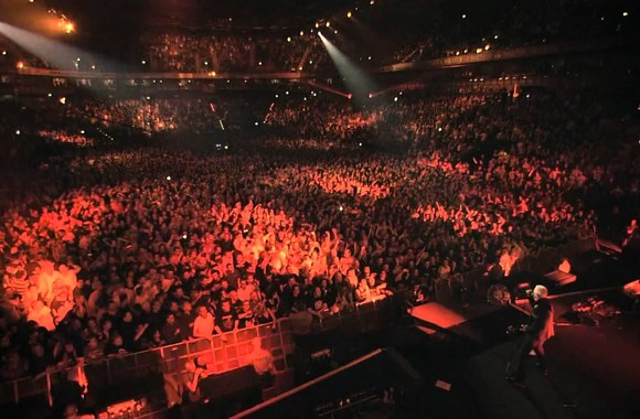 VIDEO kadras: „Scooter“ atlieka dainą „Fire“ koncerte Hamburge