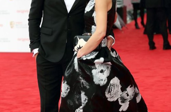 Serialo „Tėvynė“ (org. „Homeland“) žvaigždė Damianas Lewisas su žmona Helen McCrory