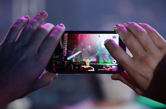 „Maroon 5“ pasirodymas