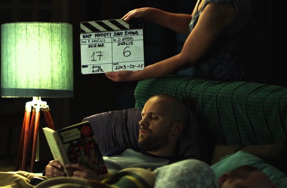 VIDEO kadras: KAIP PAVOGTI ŽMONĄ making of: PLIAUŠKĖ