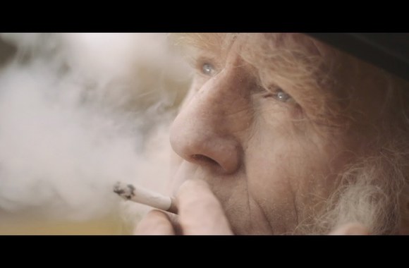 VIDEO kadras: Ilja Aksionovas – „Lūpų dažai“