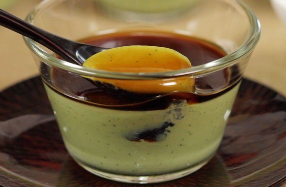 matcha-panna-cotta-green-tea-dessert-recipe-cooking-with-dog